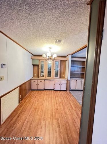 610 Dolphin Cir, Sebastian FL  32976-2591 exterior