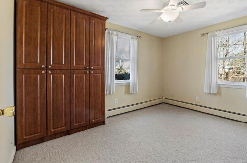 1 Meeting House Rd, Lincoln RI  02865-3806 exterior