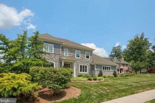 504 Sophia Cir, Hummelstown, PA 17036-7089
