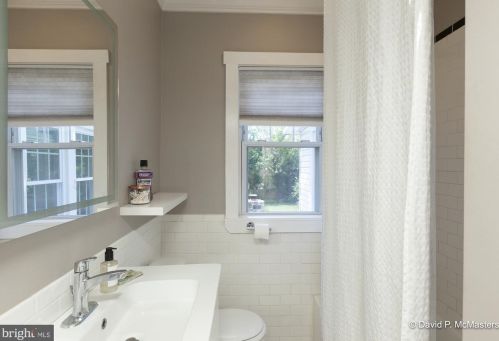 528 Liberty St, Charles Town WV  25414-1830 exterior