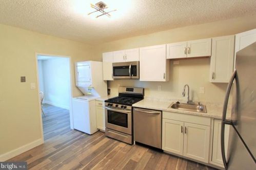 3705 George Mason Dr, Falls Church VA  22041-3759 exterior