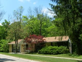 2612 Rhapsody Dr, Dayton, OH 45449-3359
