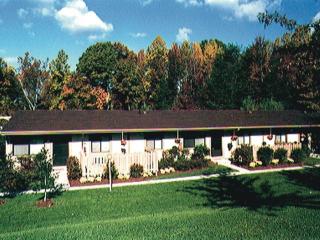 3900 Cotswold Ave, Greensboro NC  27410-9618 exterior