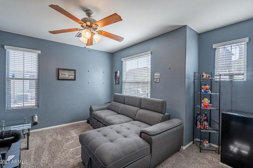 1945 77 Dr, Phoenix AZ 85033-2453 exterior