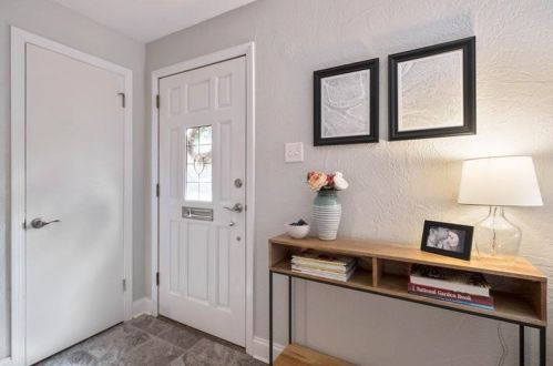 823 Vermont Ave, Pittsburgh, PA 15234-1221