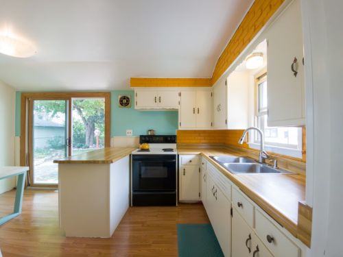 6716 78, Milwaukee WI 53223-4950 exterior