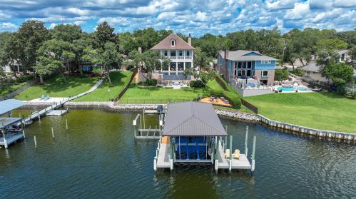 230 Lafitte Cres, Fort Walton Beach, FL 32547-3293