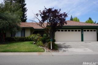 1332 Greenborough Dr, Roseville, CA 95661-5444