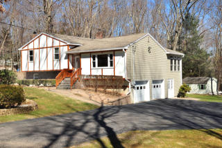321 Marsh Rd, Litchfield, CT 06778-2201