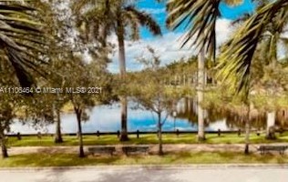 14730 4th St, Hollywood, FL 33027-6107