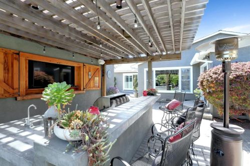 1532 Carmel Dr, San Jose CA  95125-1831 exterior