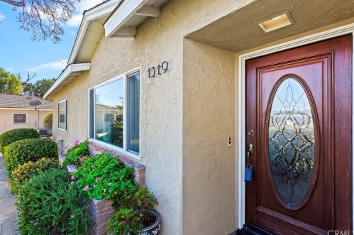 1319 College Way, Ontario, CA 91764-1705