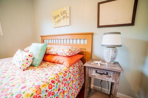 46 King Philip Rd, South Kingstown RI  02882-1102 exterior