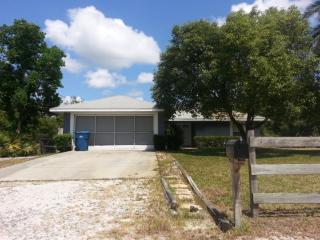 1345 9th Ave, Deland, FL 32724-3318