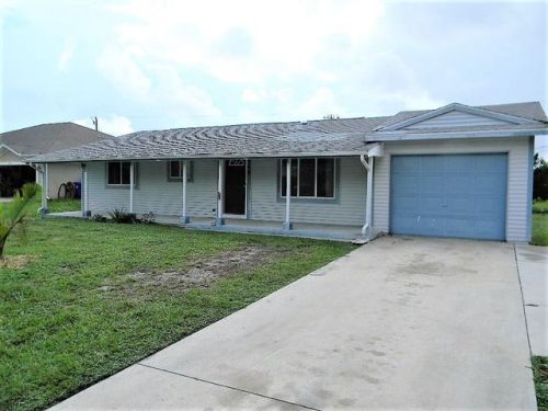 869 Wentworth St, Sebastian, FL 32958-4853