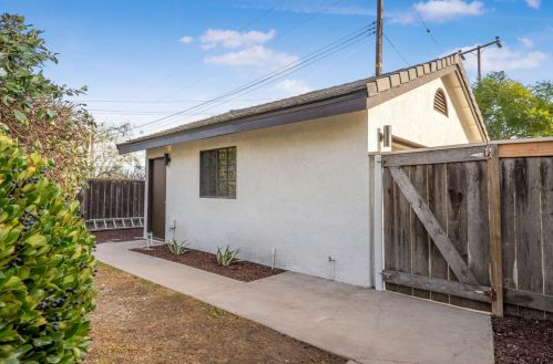 6293 Shamrock Ave, Santa Barbara CA  93117-2000 exterior