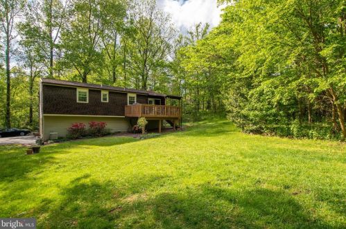 100 Hilldale Rd, Etters PA  17319-9469 exterior