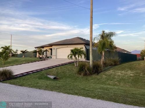 309 22nd Pl, Cape Coral, FL 33991-1311