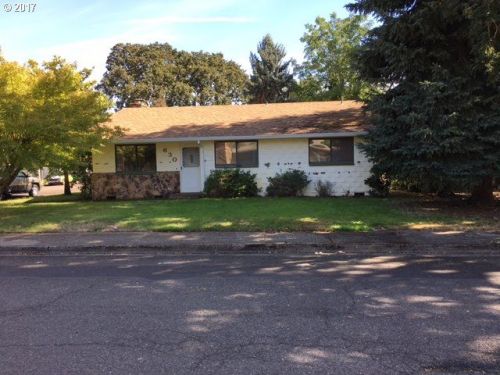 630 Brockwood Ave, Mcminnville, OR 97128-6705