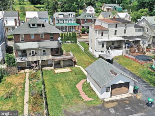 480 Columbia St, Schuylkill Haven PA  17972-2006 exterior