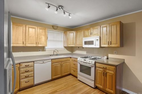 1340 Route 208, Washingtonville NY  10992-1900 exterior