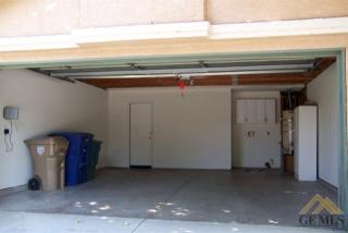 7502 Stone Breakers Ave, Bakersfield, CA 93313-4372