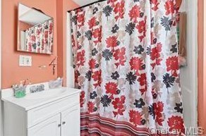 18 Russell St, South Fallsburg NY  12779-5717 exterior
