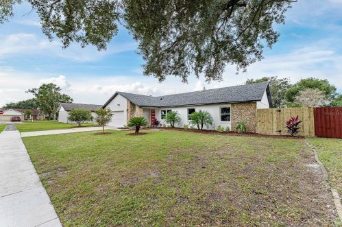 4038 Killian Dr, Orlando, FL 32822-7639