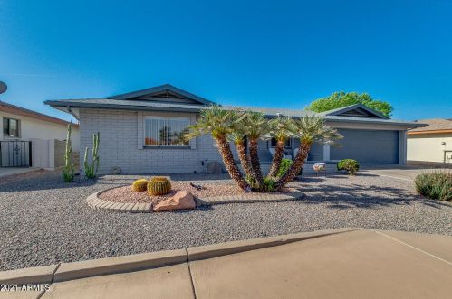7845 Natal Ave, Mesa, AZ 85209-6160