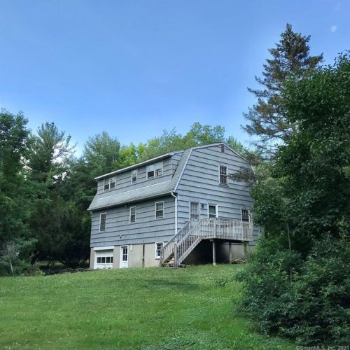 415 Maple St, Litchfield, CT 06759-2101