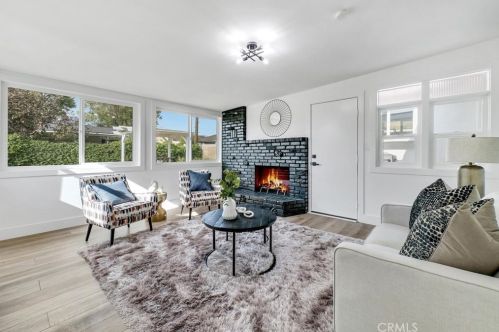 810 E St, Ontario CA  91762-3004 exterior