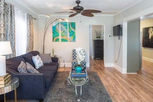 3845 2nd Ave, Saint Petersburg, FL 33711-1209