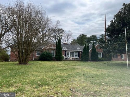 9751 Randall St, Laurel, DE 19956-4315