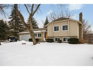 8351 103rd St, Minneapolis, MN 55438-1926