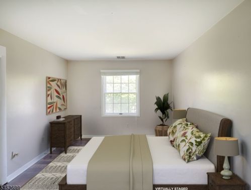 1 Stonyridge Dr, Lincoln Park NJ  07035-2238 exterior