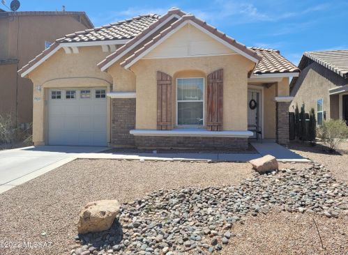 7042 Parsnip Ln, Tucson, AZ 85756-5162