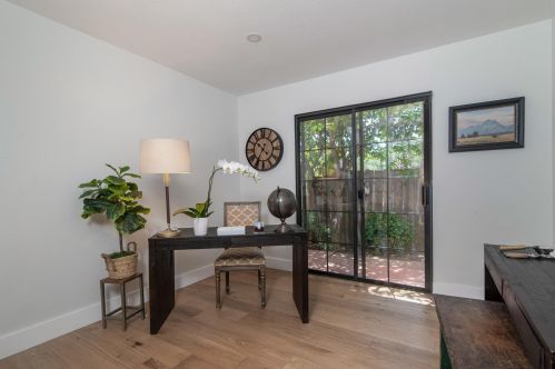 560 Apple Grove Cir, Santa Barbara CA  93105-4086 exterior