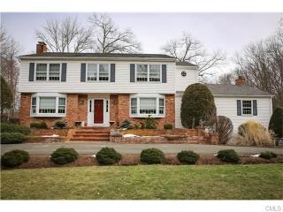 14 Starr Ln, Bethel, CT 06801-2911