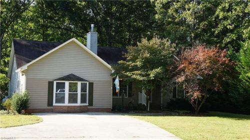 251 Ijames Church Rd, Farmington, NC 27028-4822