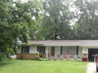 3795 Greentree Rd, Cuyahoga Falls, OH 44224-2427