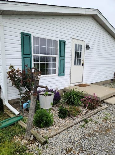 9798 Horseshoe Rd, Lynchburg, OH 45142-9447