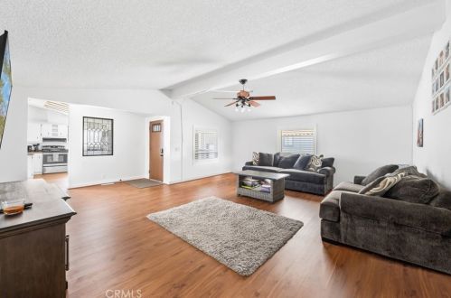 33449 Mill Pond Dr, Wildomar CA  92595-8840 exterior