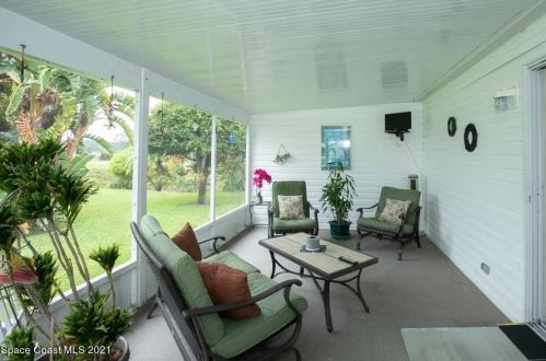 949 Wren Cir, Sebastian FL  32976-7508 exterior