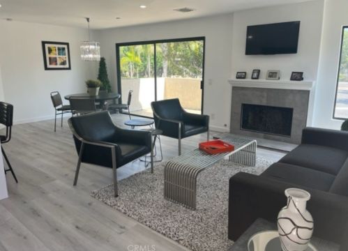 109 Harbor Woods Pl, Newport Beach, CA 92660-7823