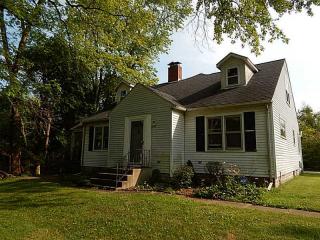2525 County Line Rd, Springfield, OH 45502-9527