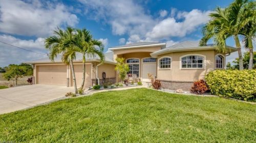 210 26th Ave, Cape Coral, FL 33993-4308