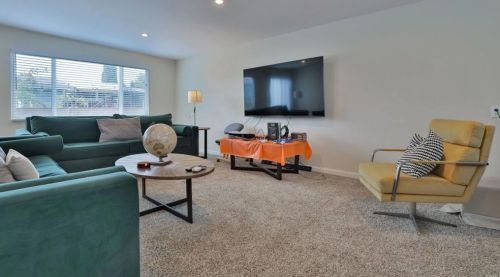 6832 Airoso Ave, San Diego CA  92120-5323 exterior