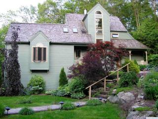 115 Cunningham Hill Rd, Canaan, NY 12029-2403