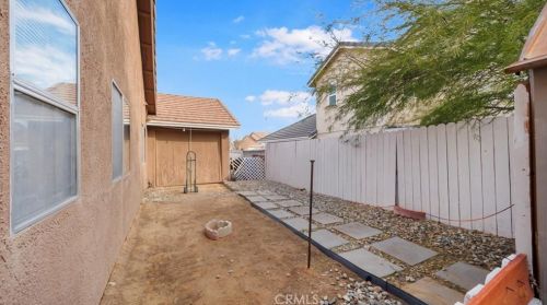 14599 Ponderosa Ranch Rd, Victorville CA  92392-6178 exterior