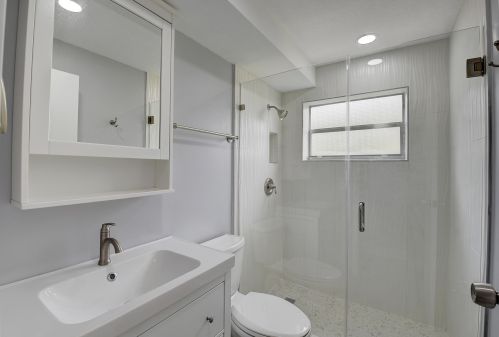 260 Saxony F, Delray Beach FL  33446-1838 exterior